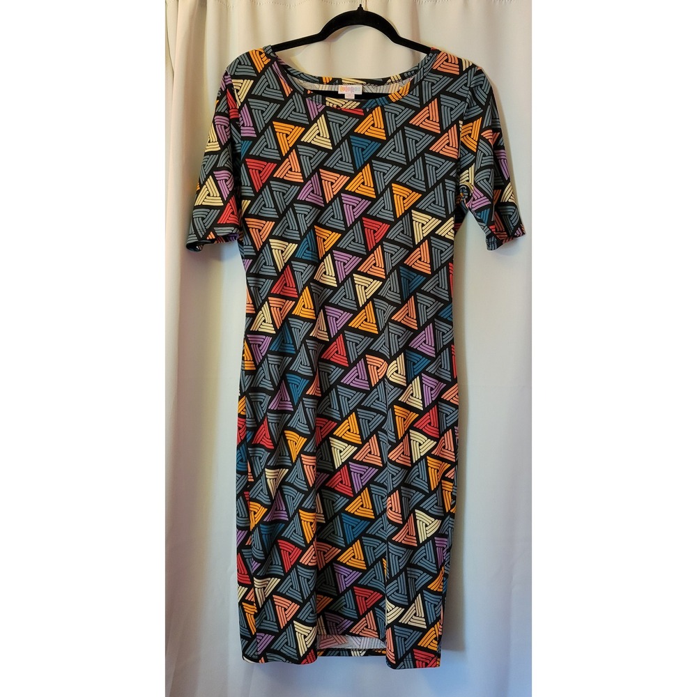LuLaRoe Julia Dress Medium M Geometric Triangle Print Short Sleeve Sheath NWOT